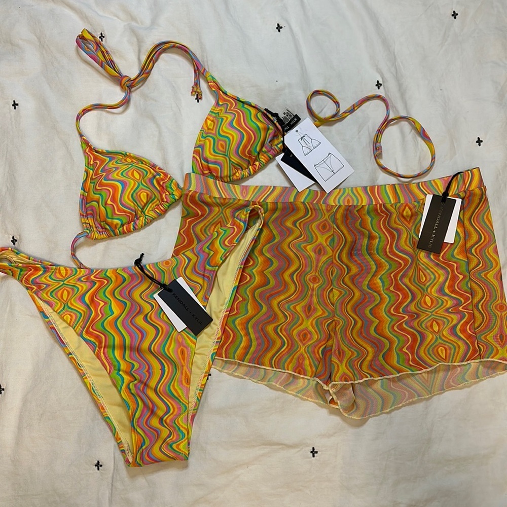 Kendall + Kylie 3 Piece Multi Swirl Swimsuit Set Size Large Pink Orange Blue